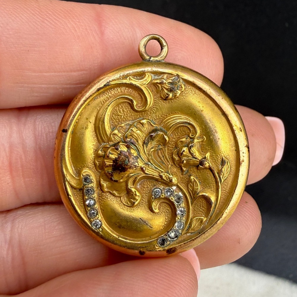 Vintage Art Nouveau Gold Filled Locket Rhinestone Flower Engraved READ
